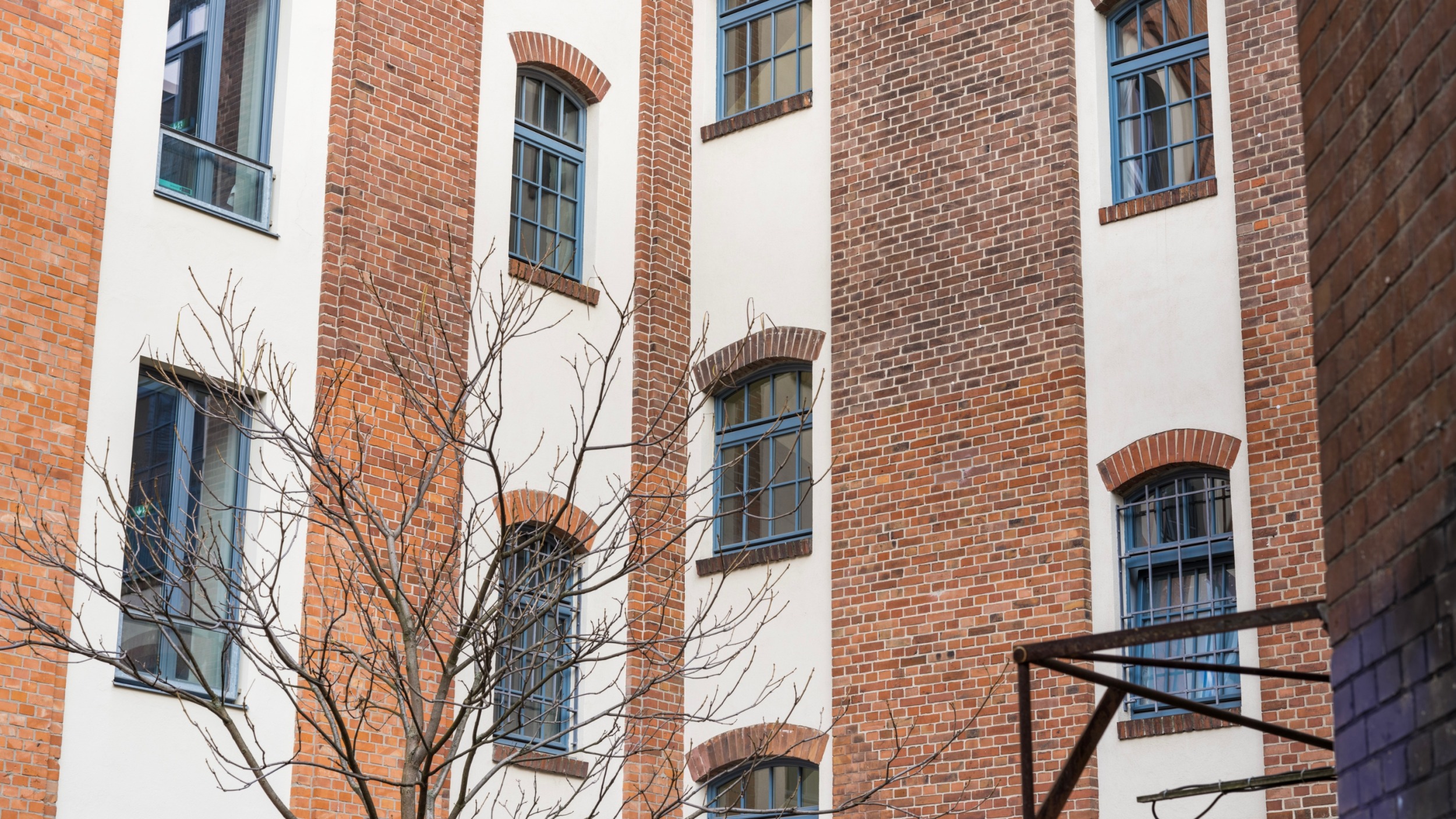 House facade with brown clinker bricks